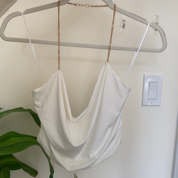 NWT Meshki White Cowl Neck Gold Chain Halter Crop - Picture 2 of 10